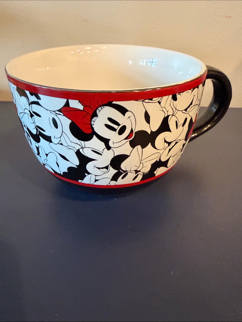 Disney Minnie Mouse Black, White & Red Ceramic Soup Mug